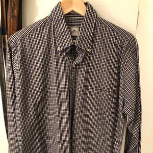 Peter Millar long sleeved shirt. Size Medium.